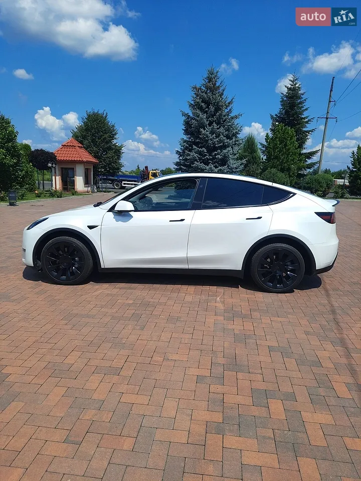 2023 Tesla Model Y - мініатюра 2