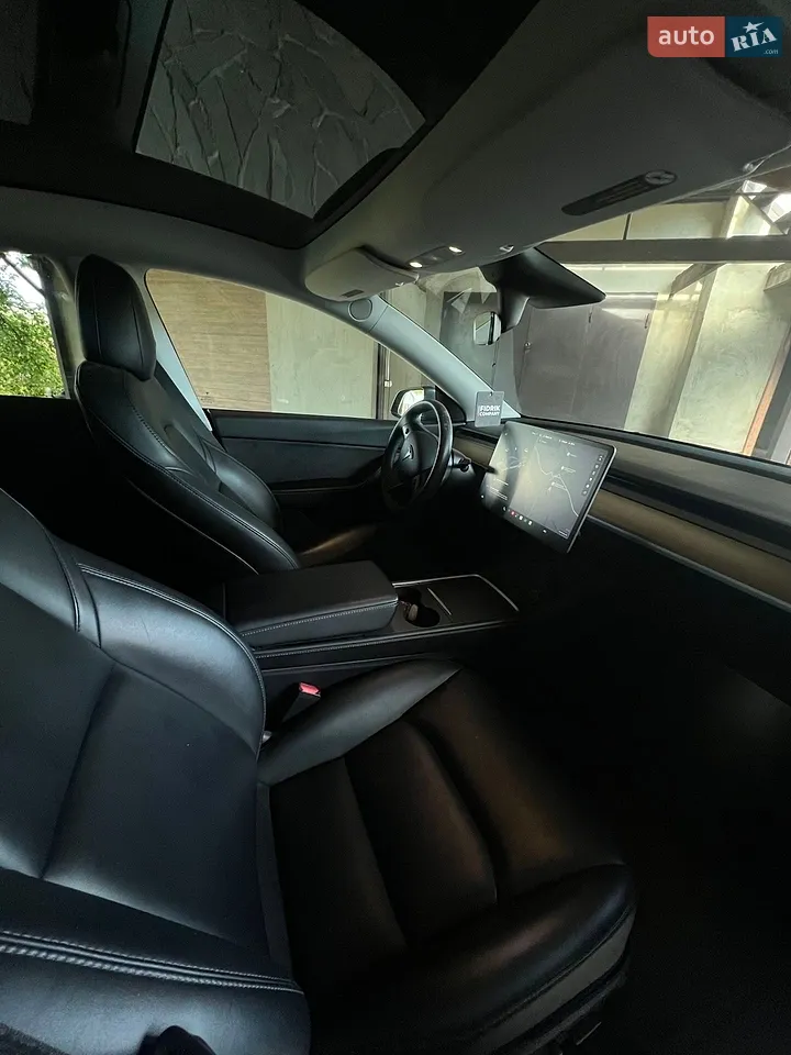2021 Tesla Model Y - мініатюра 5