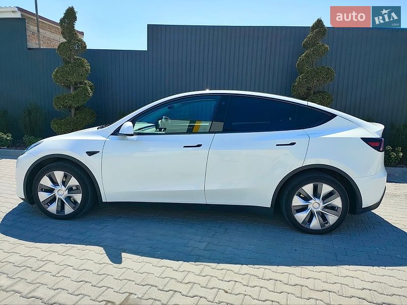 Tesla Model Y 2023 Tesla Model Y 2023