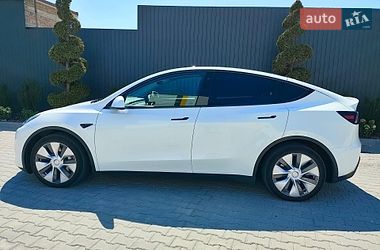 Tesla Model Y  2023
