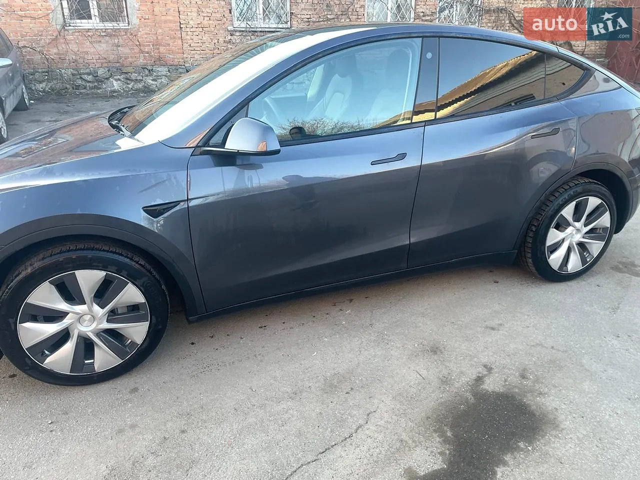 2022 Tesla Model Y - мініатюра 3