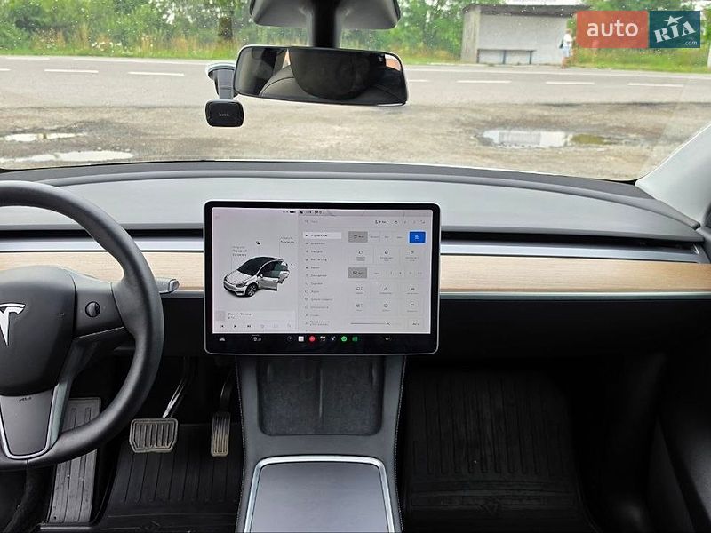Внедорожник / Кроссовер Tesla Model Y 2021 в Львове