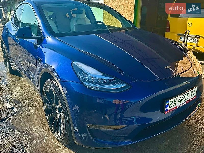 Tesla Model Y 2021 Tesla Model Y 2021