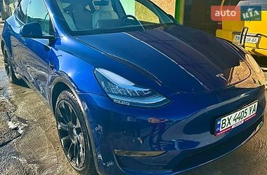 Tesla Model Y  2021