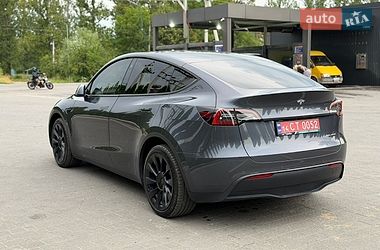 Tesla Model Y  2022