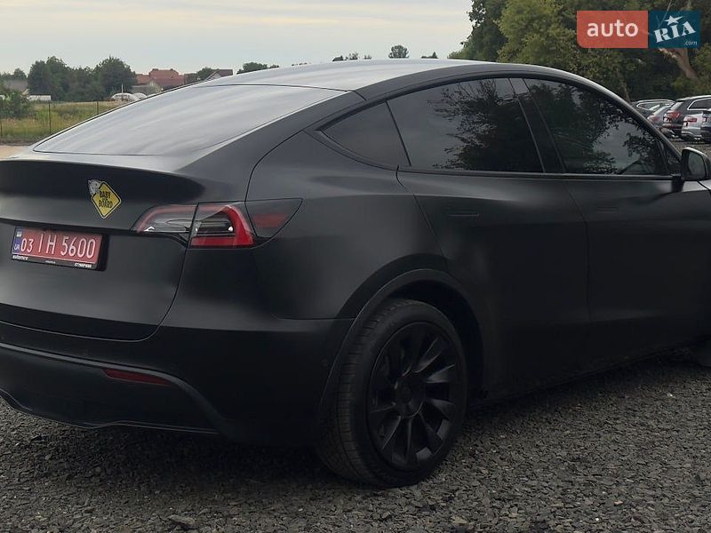 Tesla Model Y 2020