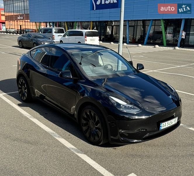 Tesla Model Y 2022 Tesla Model Y 2022