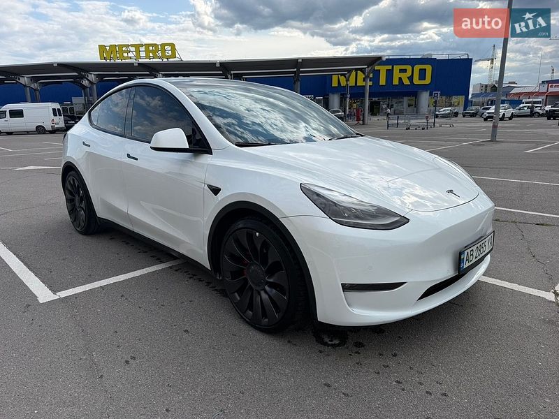 Tesla Model Y