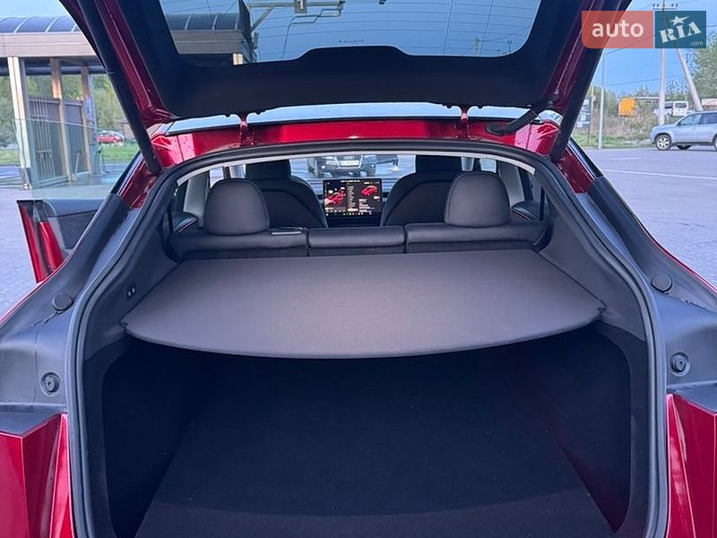 Позашляховик / Кросовер Tesla Model Y 2025 в Львові
