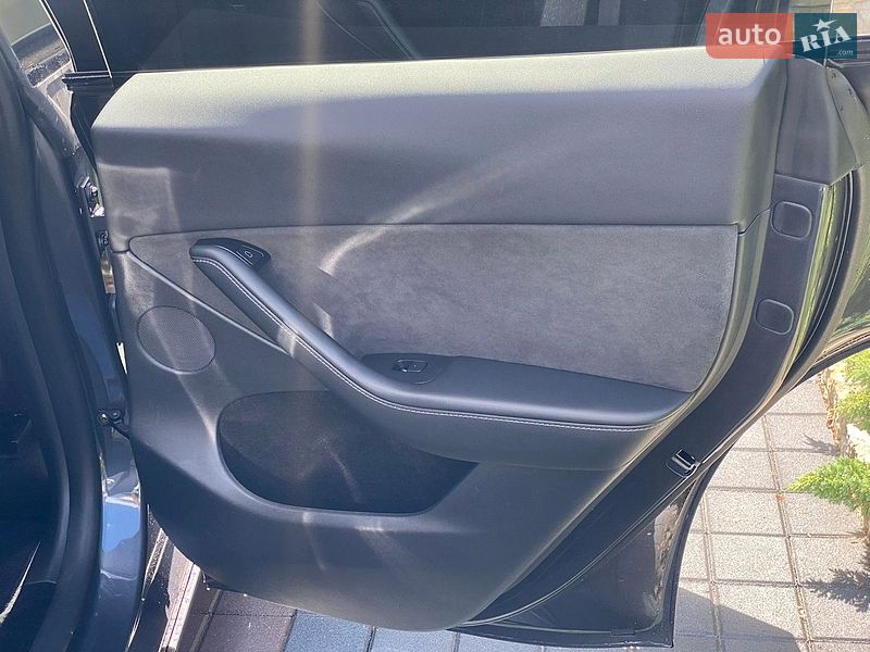 Внедорожник / Кроссовер Tesla Model Y 2023 в Трускавце фото 12 Внедорожник / Кроссовер Tesla Model Y 2023 в Трускавце