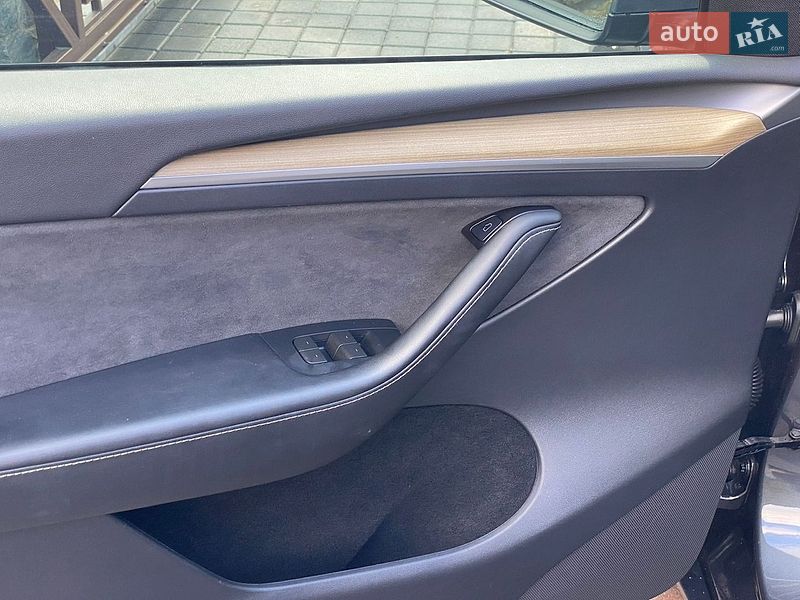 Внедорожник / Кроссовер Tesla Model Y 2023 в Трускавце фото 18 Внедорожник / Кроссовер Tesla Model Y 2023 в Трускавце