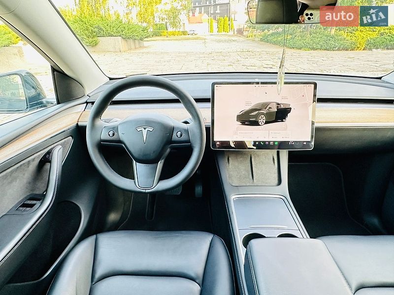 Позашляховик / Кросовер Tesla Model Y 2023 в Білій Церкві
