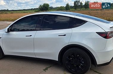 Позашляховик / Кросовер Tesla Model Y 2022 в Чернігові фото 2 Позашляховик / Кросовер Tesla Model Y 2022 в Чернігові