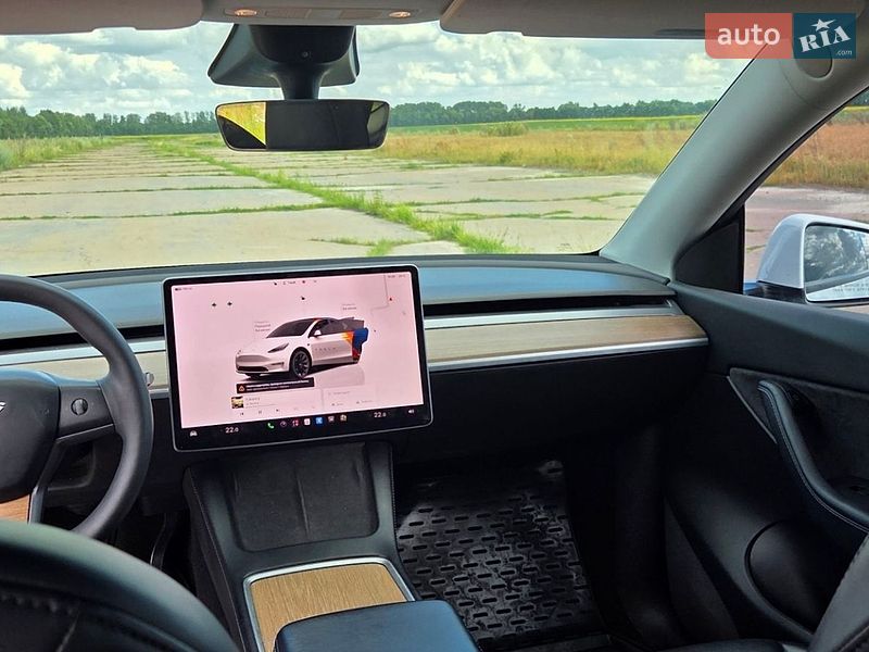 Позашляховик / Кросовер Tesla Model Y 2022 в Чернігові фото 6 Позашляховик / Кросовер Tesla Model Y 2022 в Чернігові