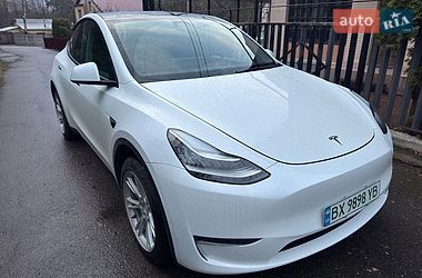 Tesla Model Y 2022