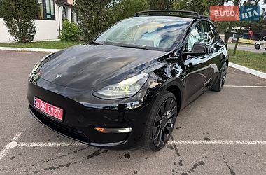 Tesla Model Y  2022