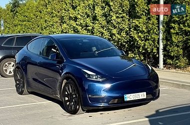Tesla Model Y  2020