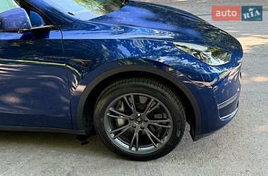 Позашляховик / Кросовер Tesla Model Y 2024 в Львові