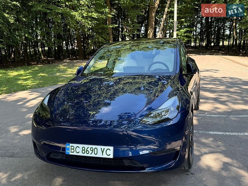 Позашляховик / Кросовер Tesla Model Y 2024 в Львові