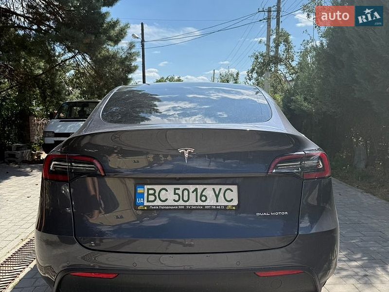 Внедорожник / Кроссовер Tesla Model Y 2021 в Львове