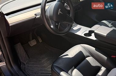 Внедорожник / Кроссовер Tesla Model Y 2021 в Львове