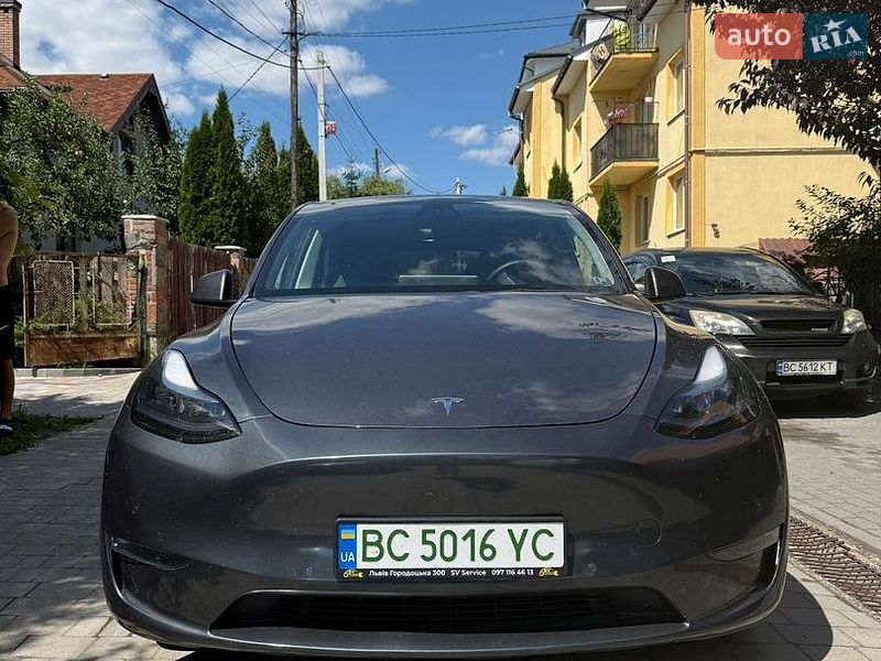 Внедорожник / Кроссовер Tesla Model Y 2021 в Львове