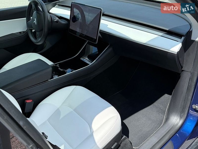 Внедорожник / Кроссовер Tesla Model Y 2020 в Гатном