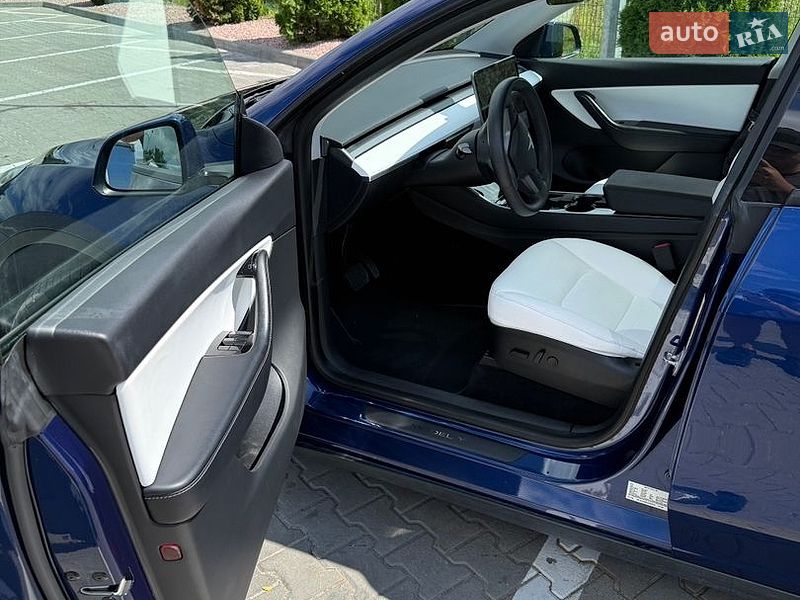 Внедорожник / Кроссовер Tesla Model Y 2020 в Гатном