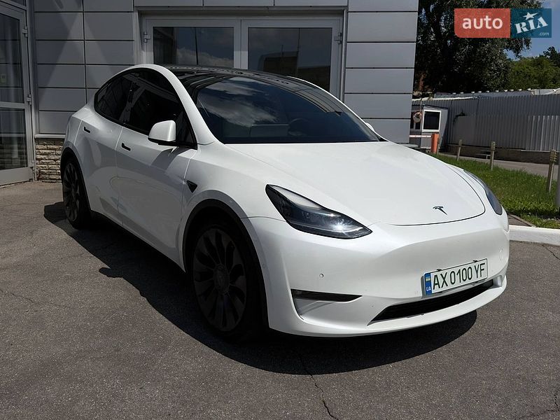 Tesla Model Y 2021