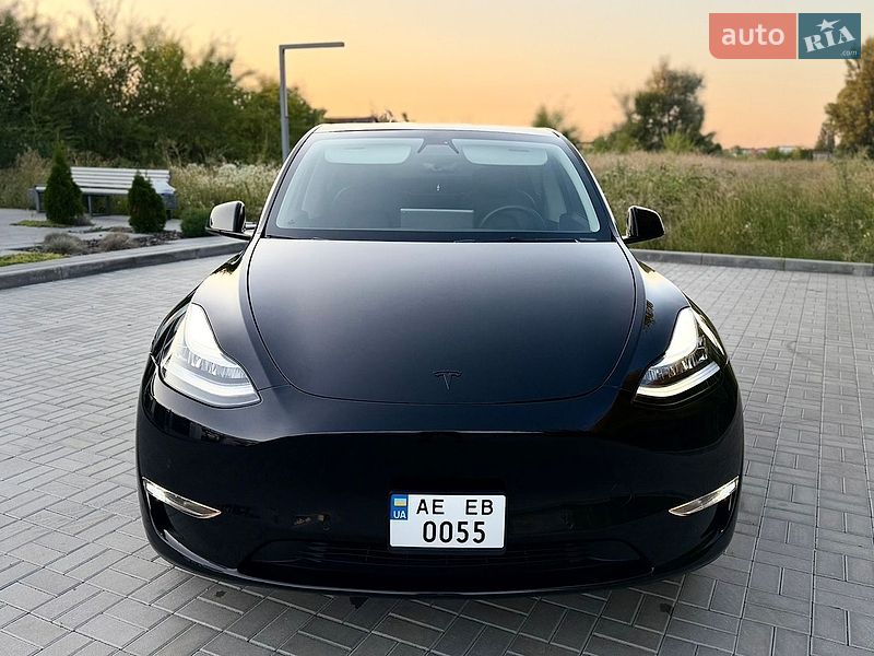 Внедорожник / Кроссовер Tesla Model Y 2021 в Днепре фото 2 Внедорожник / Кроссовер Tesla Model Y 2021 в Днепре