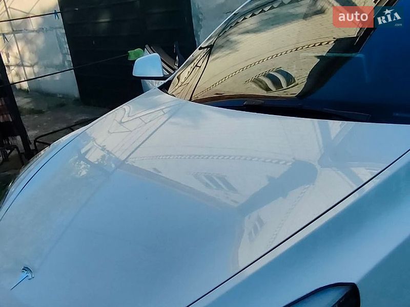 Внедорожник / Кроссовер Tesla Model Y 2021 в Киеве фото 5 Внедорожник / Кроссовер Tesla Model Y 2021 в Киеве