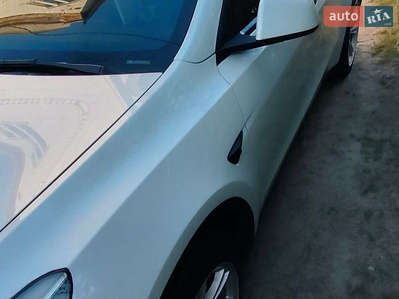 Внедорожник / Кроссовер Tesla Model Y 2021 в Киеве фото 4 Внедорожник / Кроссовер Tesla Model Y 2021 в Киеве