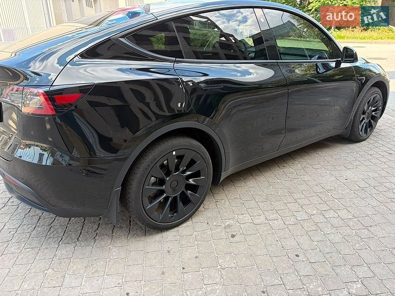 Внедорожник / Кроссовер Tesla Model Y 2022 в Запорожье