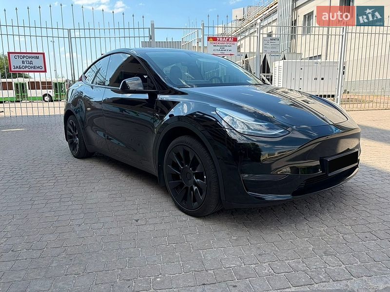 Внедорожник / Кроссовер Tesla Model Y 2022 в Запорожье