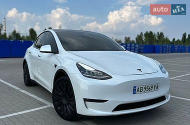 Tesla Model Y 2021
