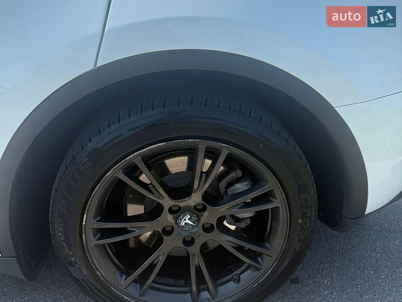 Внедорожник / Кроссовер Tesla Model Y 2023 в Виннице