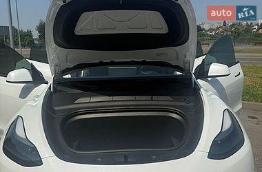 Внедорожник / Кроссовер Tesla Model Y 2023 в Виннице