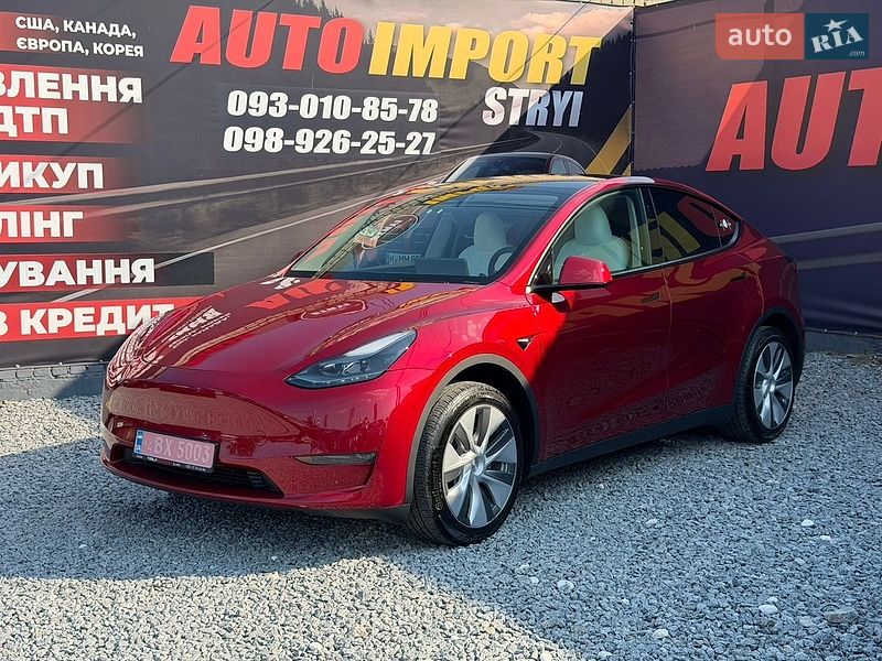 Внедорожник / Кроссовер Tesla Model Y 2024 в Стрые