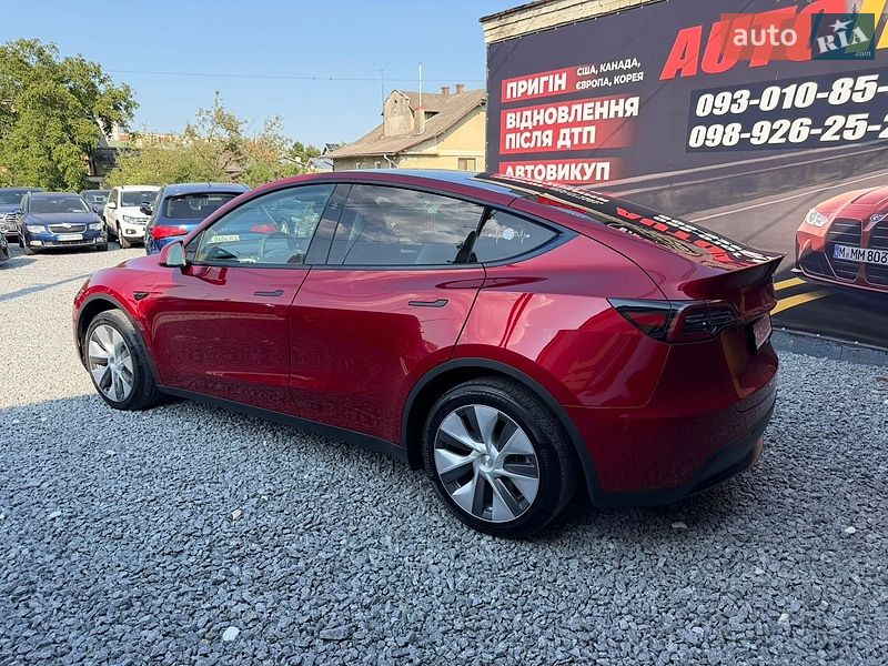 Внедорожник / Кроссовер Tesla Model Y 2024 в Стрые