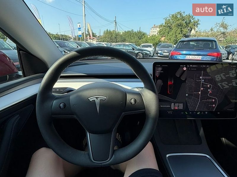 Внедорожник / Кроссовер Tesla Model Y 2024 в Стрые