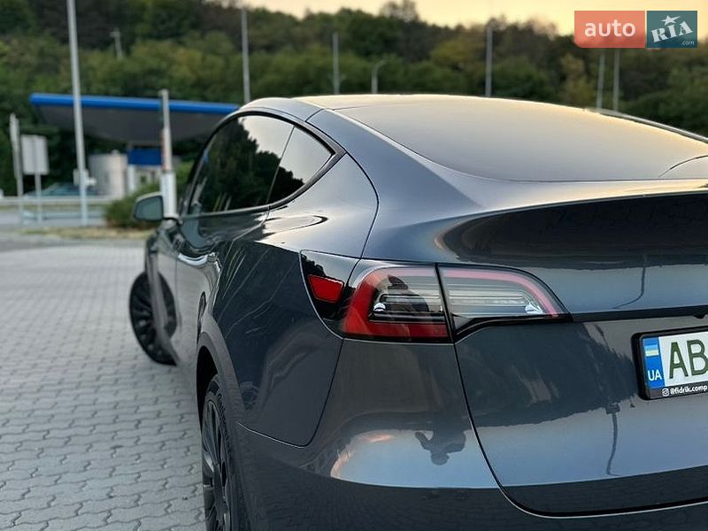 Позашляховик / Кросовер Tesla Model Y 2021 в Вінниці