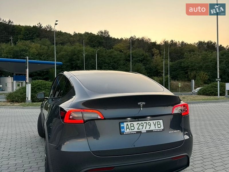 Позашляховик / Кросовер Tesla Model Y 2021 в Вінниці