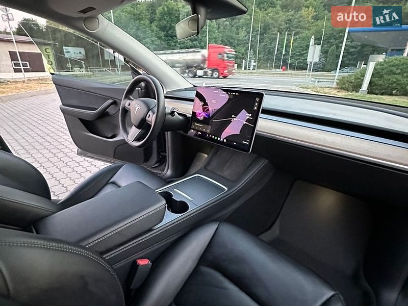 Позашляховик / Кросовер Tesla Model Y 2021 в Вінниці