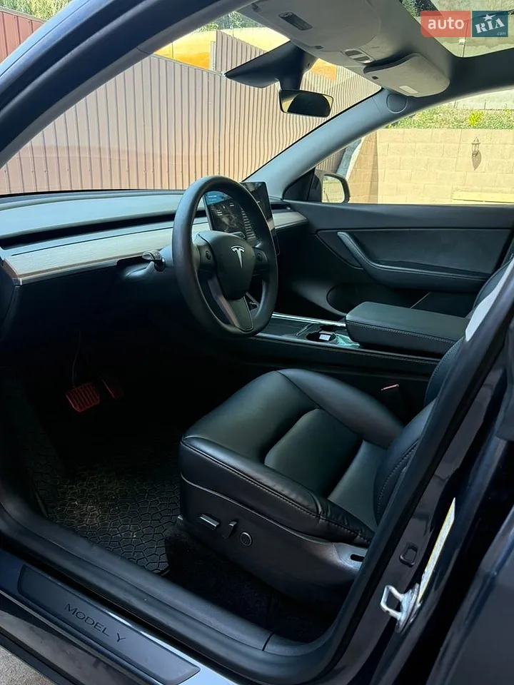 2021 Tesla Model Y - мініатюра 4