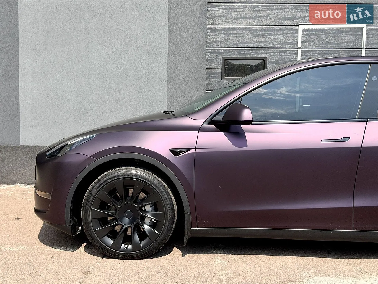 2024 Tesla Model Y - мініатюра 5