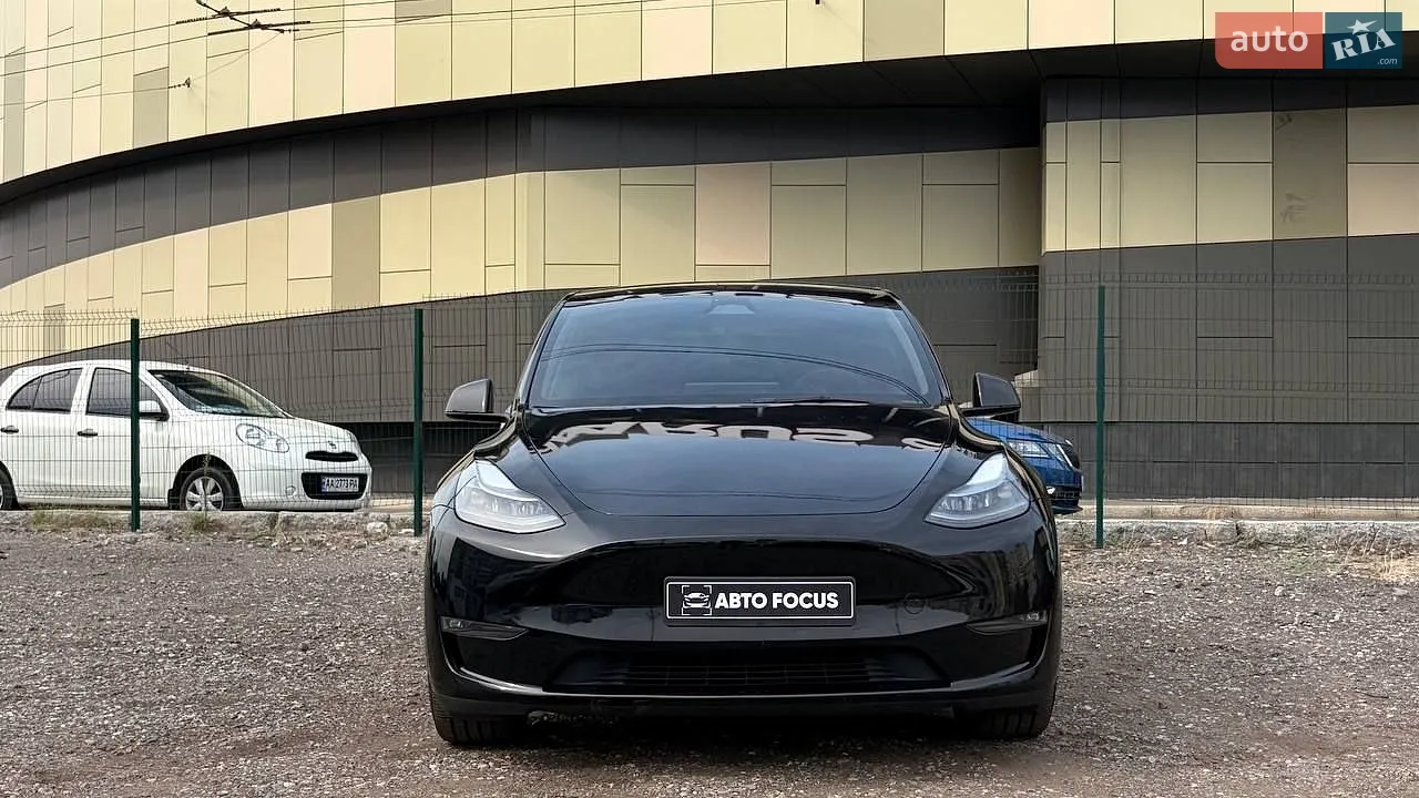 2023 Tesla Model Y - мініатюра 3