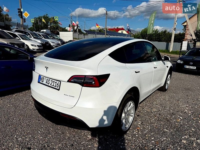 Позашляховик / Кросовер Tesla Model Y 2023 в Хмельницькому