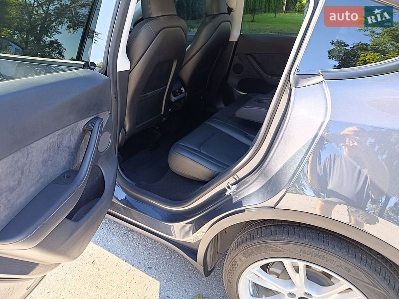 Внедорожник / Кроссовер Tesla Model Y 2023 в Звягеле фото 9 Внедорожник / Кроссовер Tesla Model Y 2023 в Звягеле