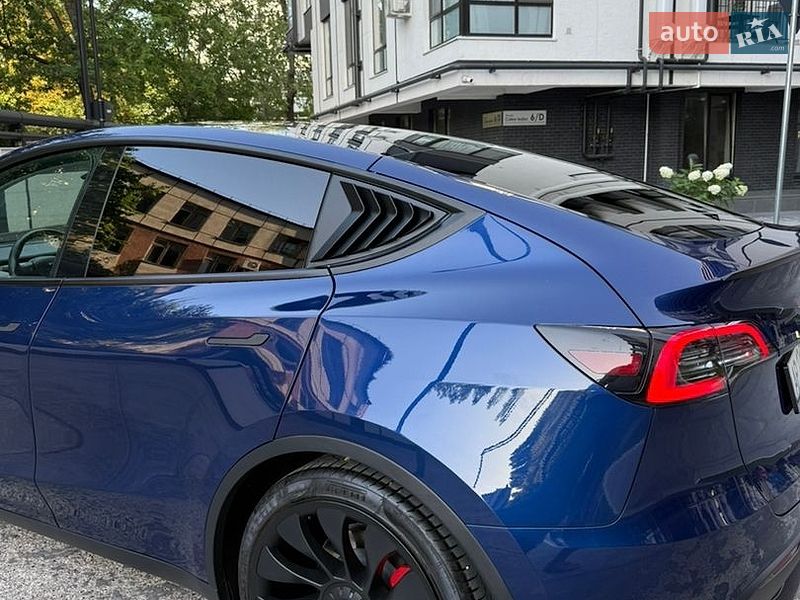 Позашляховик / Кросовер Tesla Model Y 2023 в Одесі