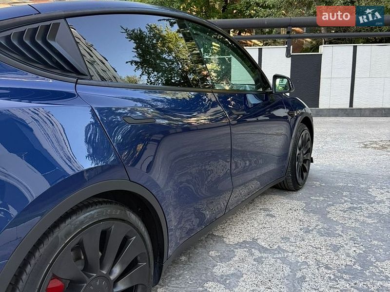 Позашляховик / Кросовер Tesla Model Y 2023 в Одесі